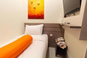 Phòng Business giường đơn (Single Business Room)