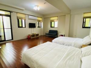 Phòng 4 Người (Quadruple Room)