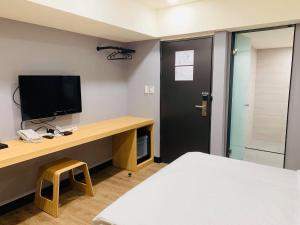 Phòng Tiêu Chuẩn Giường Đôi (Standard Double Room)