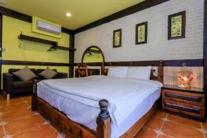 Phòng Deluxe Giường Đôi Có Bồn Tắm (Deluxe Double Room with Bath)