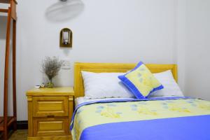 Phòng Giường Đôi Có Phòng Tắm Riêng (Double Room with Private Bathroom)