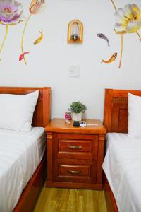 Phòng Giường Đôi với Nhà vệ sinh Chung (Double Room with Shared Toilet)