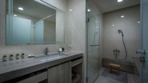 Căn Hộ Thương Gia 2 Phòng Ngủ (2-Bedroom Executive)