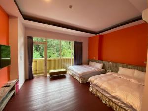 Phòng 4 Người Có Ban Công (Quadruple Room with Balcony)