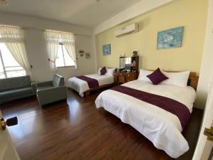 Phòng Tiêu Chuẩn 4 Người (Standard Quadruple Room)