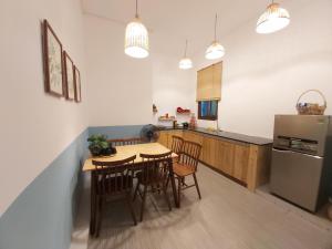 Căn Hộ (Apartment)