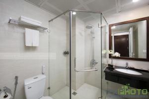 Phòng Executive hướng núi có giường King (Executive Mountain View Room with King Bed)