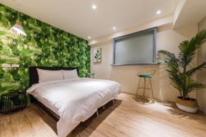 Phòng Deluxe Giường Đôi Có Vòi Sen (Deluxe Double Room with Shower)