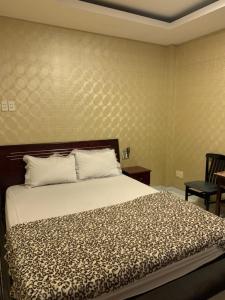 Phòng Standard giường đôi (Standard Double Room)