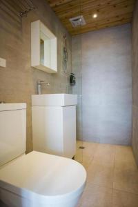 Phòng tiết kiệm giường đôi (Economy Double Room)