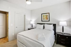 Apartment room in Modern Luxury 1 Bedroom in Dallas