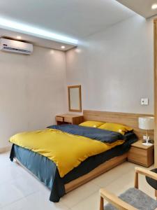 Phòng Giường Đôi Nhìn Ra Núi (Double Room with Mountain View)