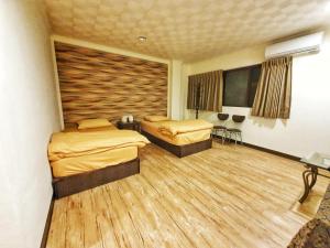 Phòng Giường Đôi Có Phòng Tắm Riêng (Double Room with Private Bathroom)