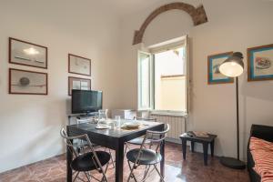 Two-Bedroom Apartment room in Angelico