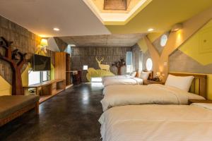 Phòng Deluxe 4 Người (Deluxe Quadruple Room)
