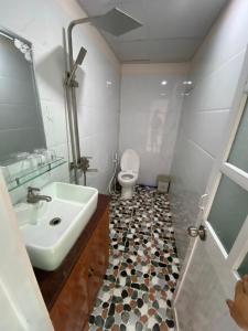 Phòng Hai Giường Đơn Loại Sang (Deluxe Twin Room)