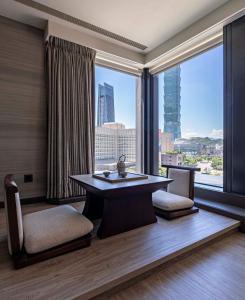 Suite Tổng thống (Presidential Suite)