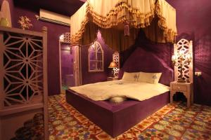 Phòng Deluxe Giường Đôi Có Ban Công (Deluxe Double Room with Balcony)