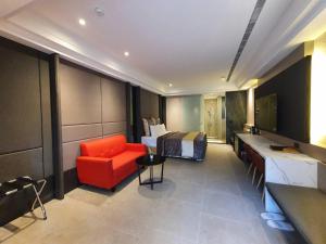 Phòng Giường Đôi Có Bồn Tắm Spa (Double Room with Spa Bath)