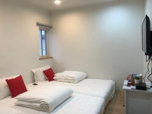 Phòng Giường Đôi/2 Giường Đơn (Double or Twin Room)