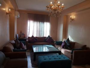 Two-Bedroom Apartment room in Central Family Apart Gueliz