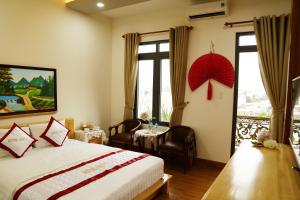 Phòng Deluxe Giường Đôi Có Ban Công (Deluxe Double Room with Balcony)