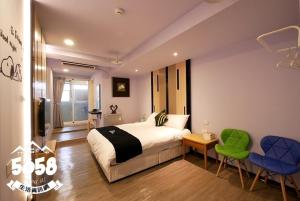 Phòng Giường Đôi Có Ban Công (Double Room with Balcony)