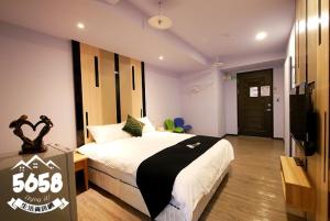 Phòng Giường Đôi Có Ban Công (Double Room with Balcony)