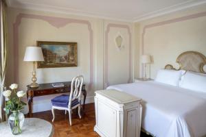 Double or Twin Room with Balcony and Lagoon View room in Belmond Hotel Cipriani
