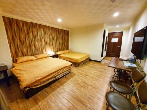 Phòng Cổ Điển Cho 4 Người (Classic Quadruple Room)