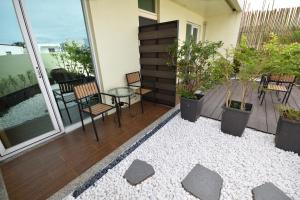 Phòng Superior với Giường cỡ King và Sân hiên (Superior King Room with Terrace)