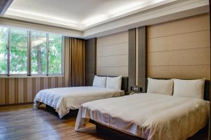 Phòng Deluxe 4 người (Deluxe Quadruple Room)
