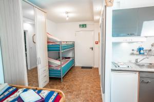 Family Studio - Disability Access room in Motel Home Berlin