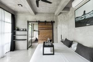 Phòng có Giường cỡ King với Bồn tắm (King Room with Bathtub)
