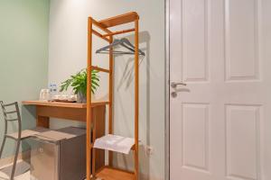 Phòng Hai Giường Đơn Loại Sang (Deluxe Twin Room)