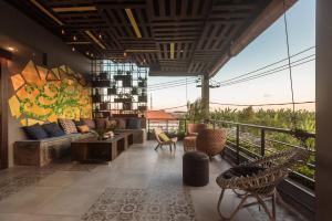 Biệt Thự 4 Phòng Ngủ có Bể Bơi Riêng (4-Bedroom Villa with Private Pool)