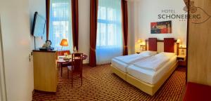 Superior Double Room room in Hotel Schöneberg
