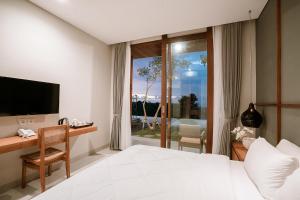 Deluxe có lối vào hồ bơi (Deluxe Pool Access Room)