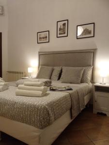 Three-Bedroom Apartment room in TATA'S HOME Villa Borghese