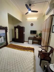 Phòng Standard giường đôi (Standard Double Room)