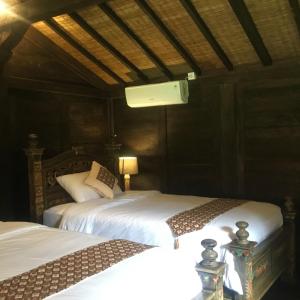 Phòng Hai Giường Đơn Loại Sang (Deluxe Twin Room)