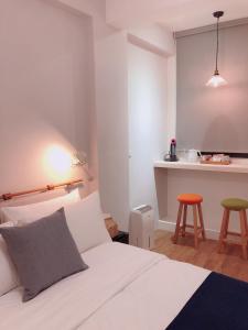 Phòng Đôi có Giường Đôi Nhỏ - Không Hút Thuốc (Double Room with Small Double Bed - Non-Smoking)