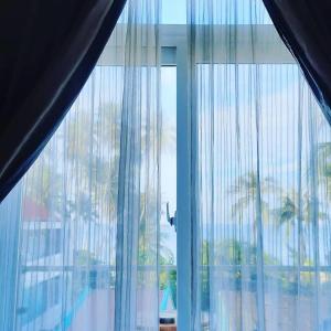 Phòng Giường Đôi có Ban công và Nhìn ra Biển (Double Room with Balcony and Sea View)