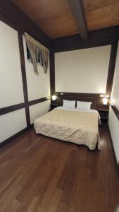 Phòng Standard giường đôi (Standard Double Room)