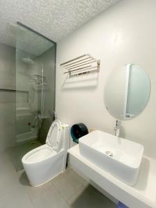 Phòng Deluxe hướng biển giường đôi (Deluxe Double Room with Sea View)