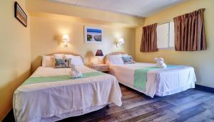 Superior Suite with Sea View room in Acacia Beachfront Resort