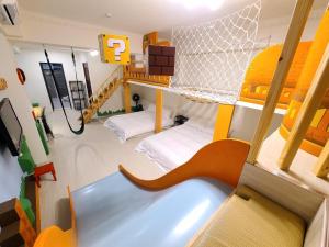 Suite Gia Đình Có Ban Công (Family Suite with Balcony)