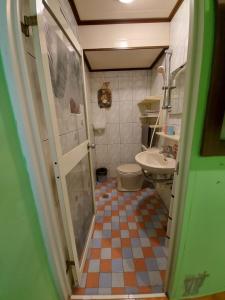 Phòng Tiêu Chuẩn 4 Người (Standard Quadruple Room)