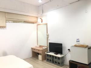 Phòng Tiêu Chuẩn Giường Đôi (Standard Double Room)