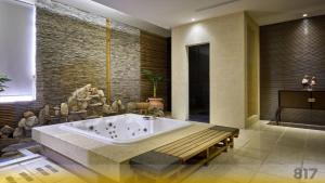 Suite Sang Trọng (Luxury Suite)